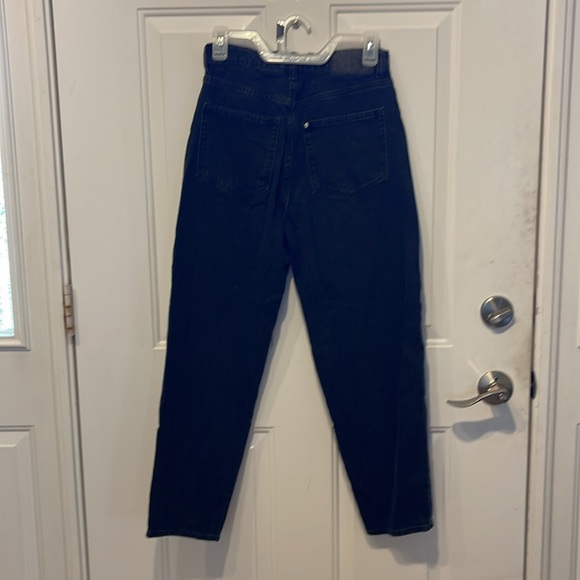 Denim Black Jeans size 4- Loose Mom’s Jeans - Picture 3 of 5
